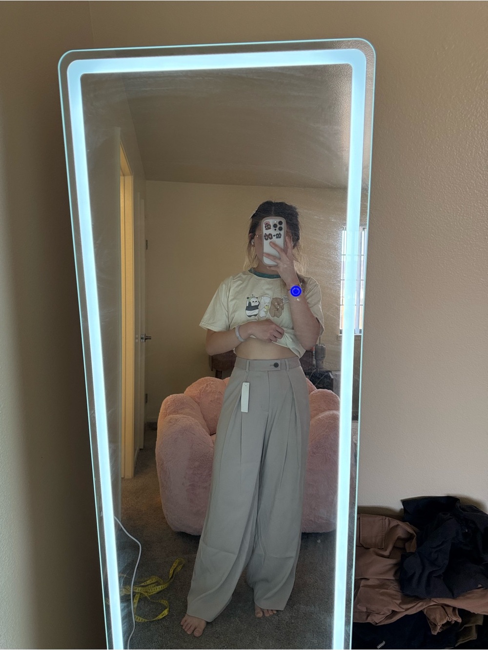 GU High-Waist Wide-Leg Pleated Chinos in Beige